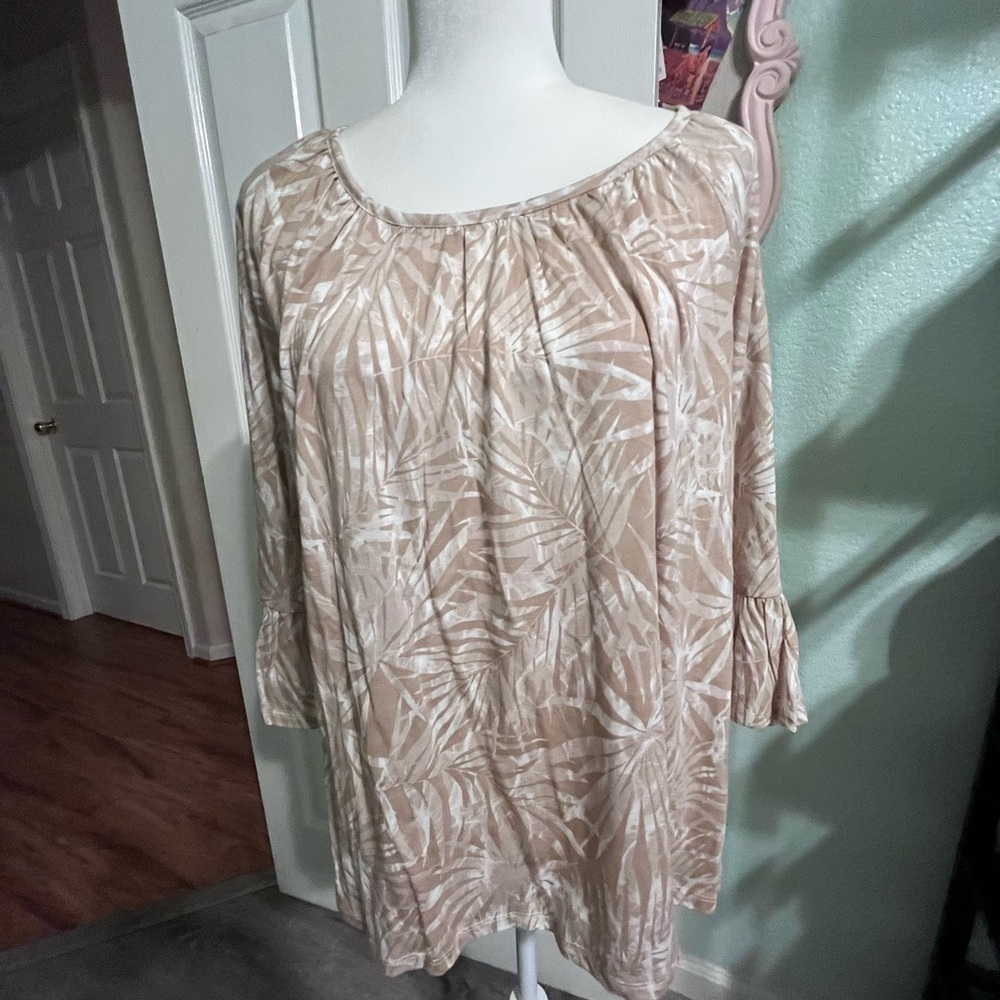 Michael Kors Beige and White Tunic Top, NWT, Large